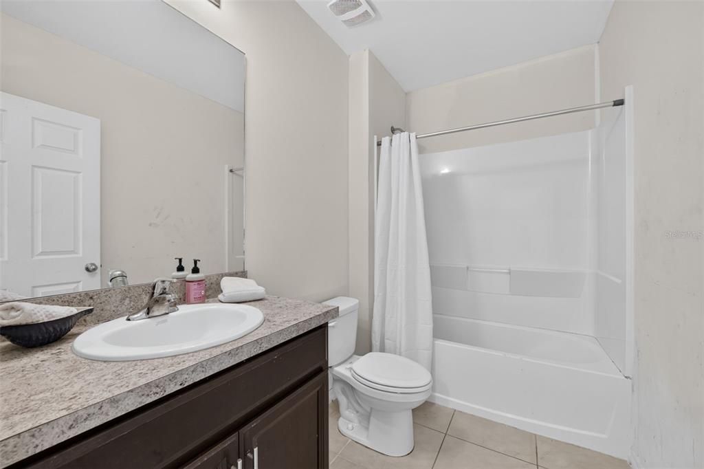 For Sale: $295,000 (4 beds, 2 baths, 1828 Square Feet)