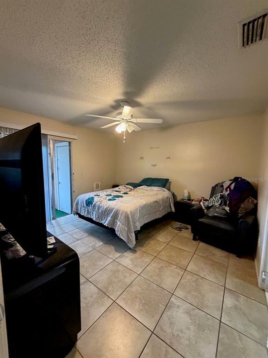 For Rent: $1,600 (2 beds, 2 baths, 868 Square Feet)