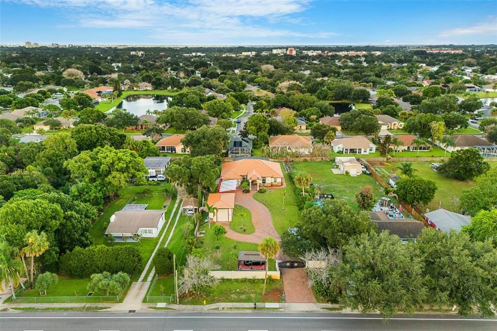En Venta: $949,000 (4 camas, 3 baños, 2840 Pies cuadrados)
