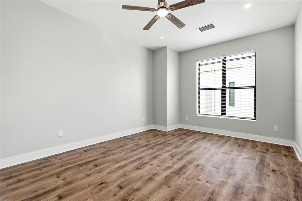 For Sale: $580,000 (2 beds, 2 baths, 1748 Square Feet)