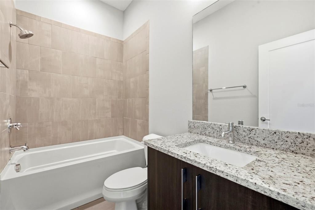 For Sale: $580,000 (2 beds, 2 baths, 1748 Square Feet)