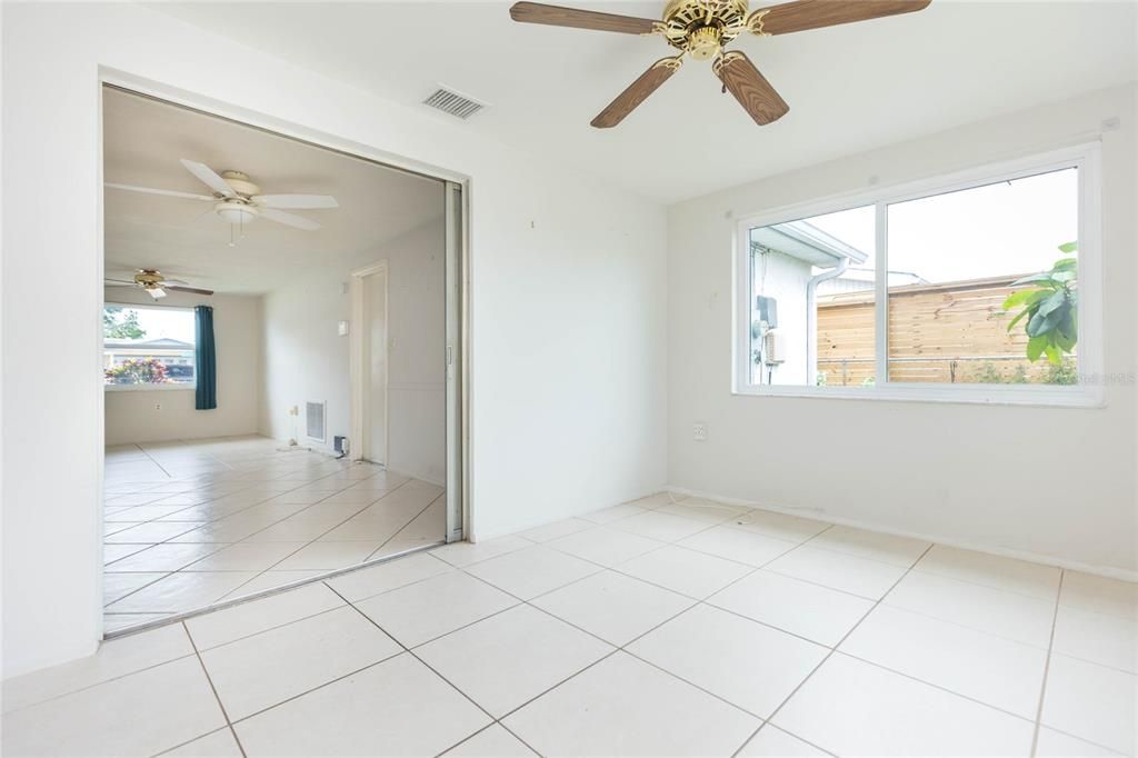 En Venta: $195,000 (3 camas, 2 baños, 1047 Pies cuadrados)