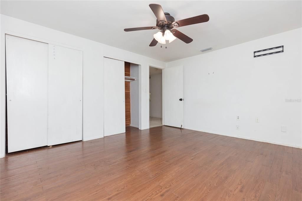 En Venta: $195,000 (3 camas, 2 baños, 1047 Pies cuadrados)