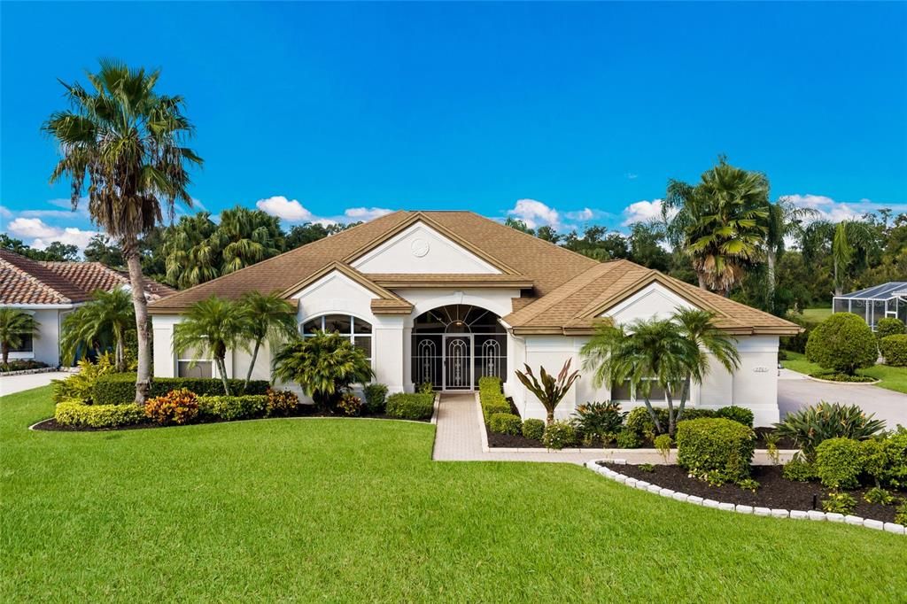 En Venta: $675,000 (4 camas, 3 baños, 3048 Pies cuadrados)