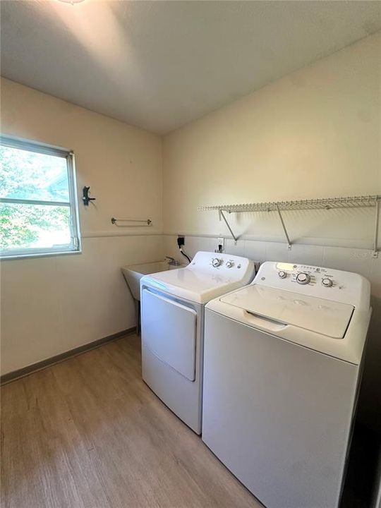 En Renta: $1,800 (3 camas, 2 baños, 1856 Pies cuadrados)