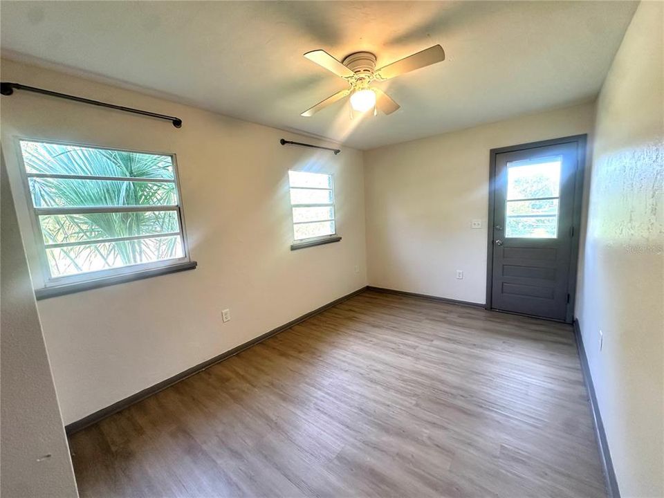 En Renta: $1,800 (3 camas, 2 baños, 1856 Pies cuadrados)