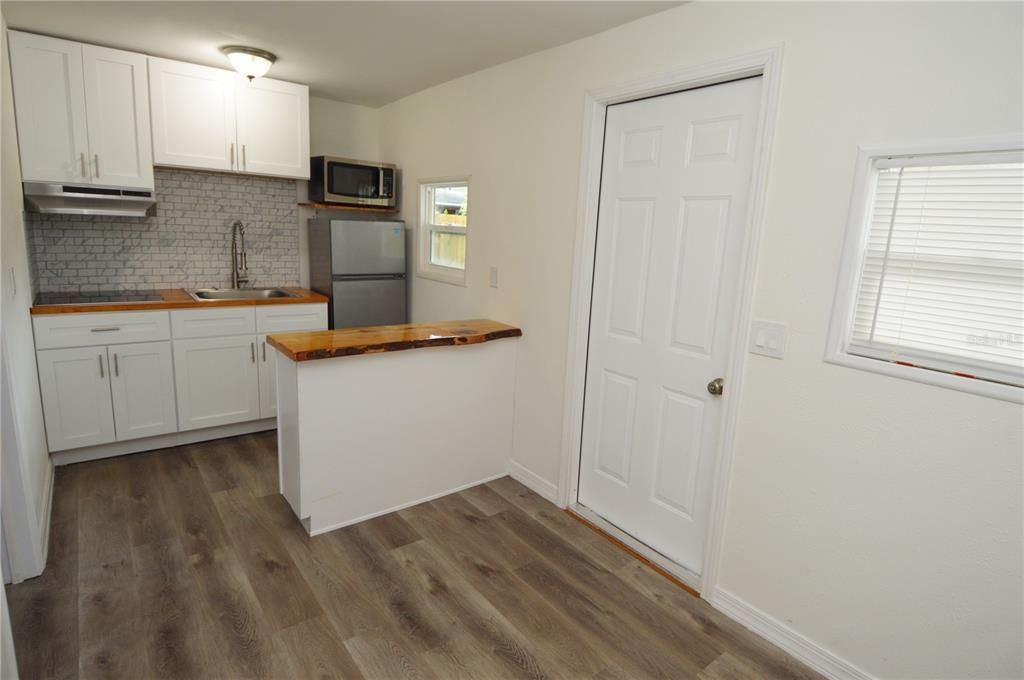 В аренду: $1,100 (1 спален, 1 ванн, 530 Квадратных фут)