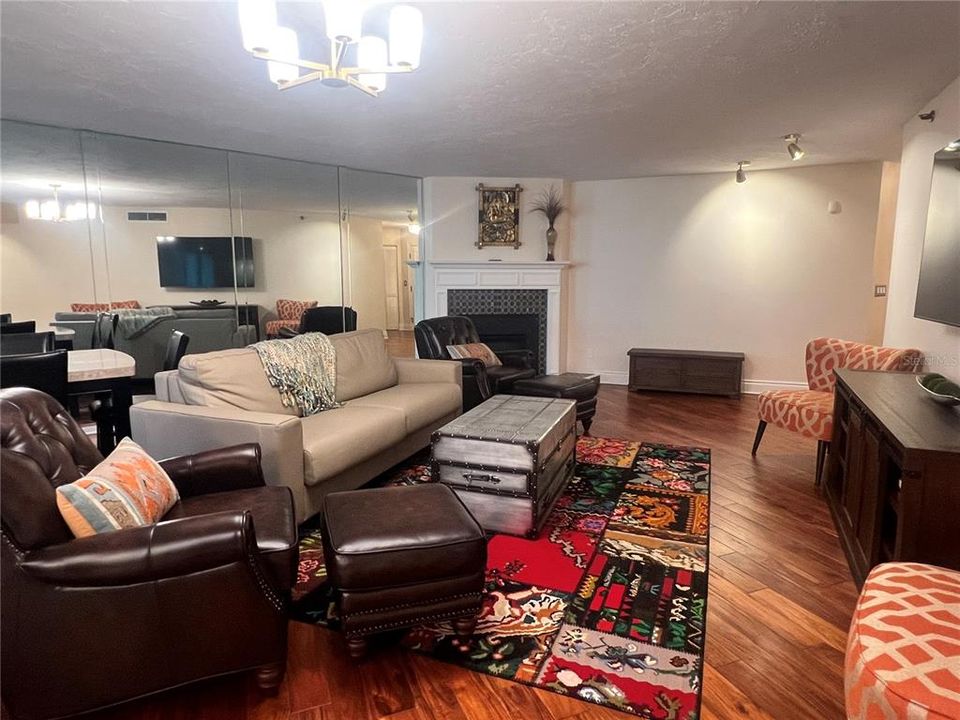 For Rent: $4,750 (3 beds, 3 baths, 1970 Square Feet)