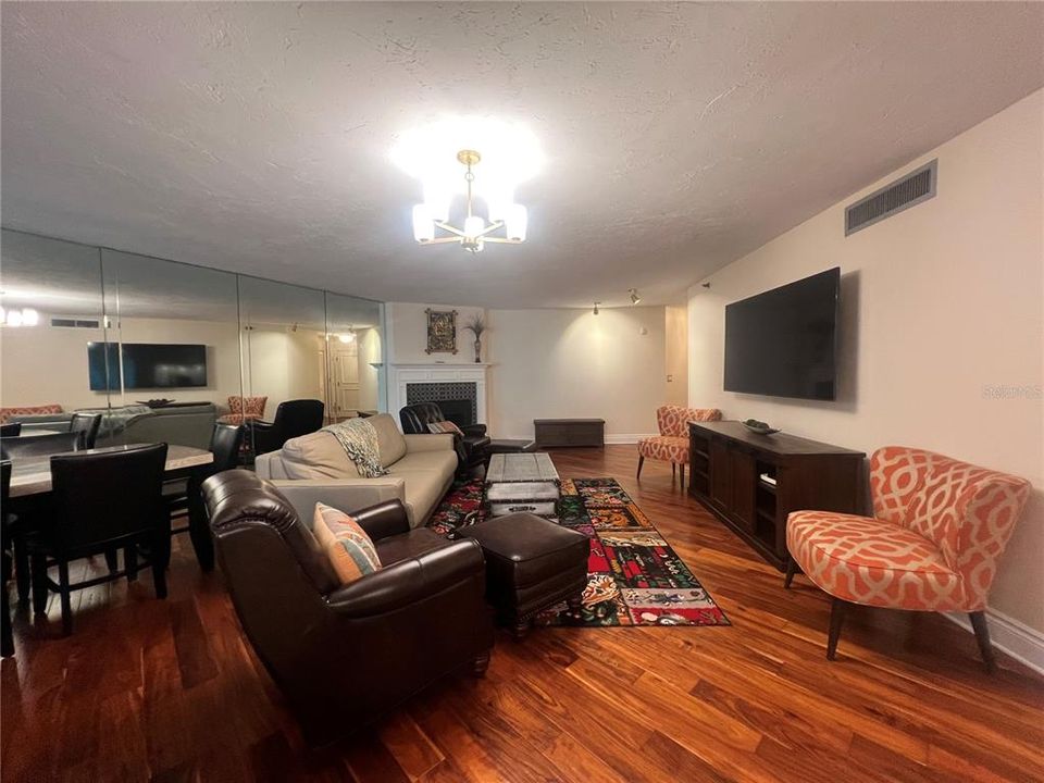 For Rent: $4,750 (3 beds, 3 baths, 1970 Square Feet)