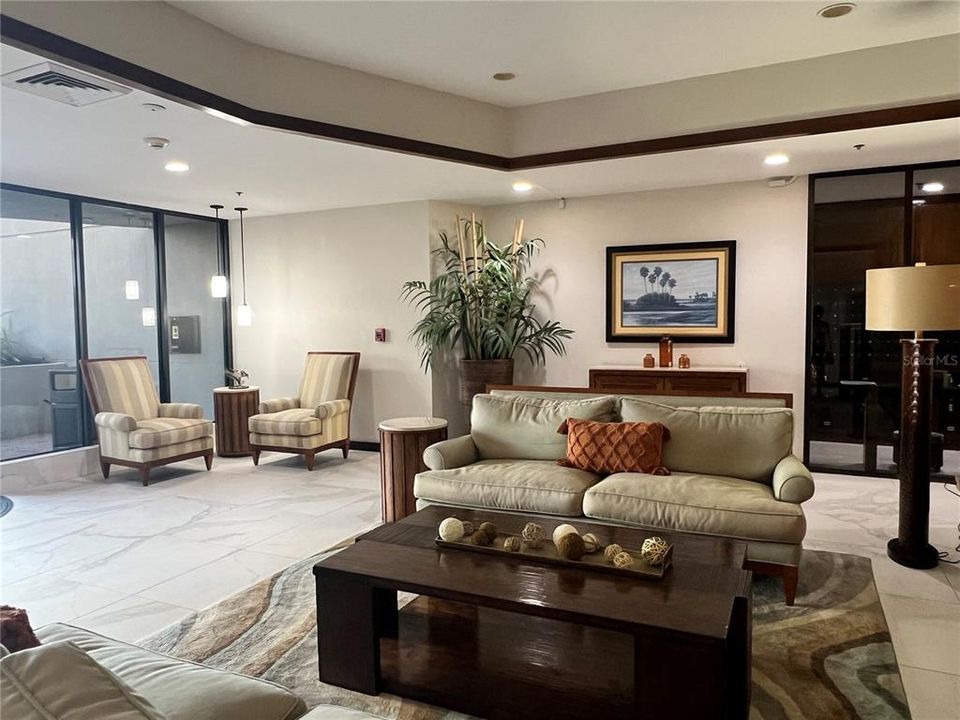 For Rent: $4,750 (3 beds, 3 baths, 1970 Square Feet)
