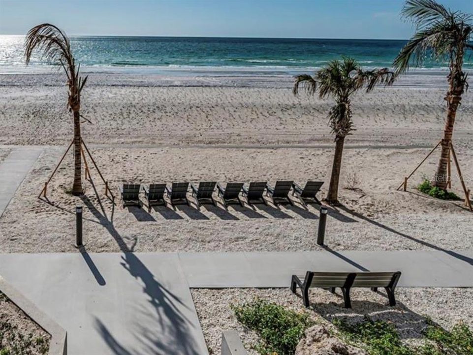 For Rent: $4,750 (3 beds, 3 baths, 1970 Square Feet)
