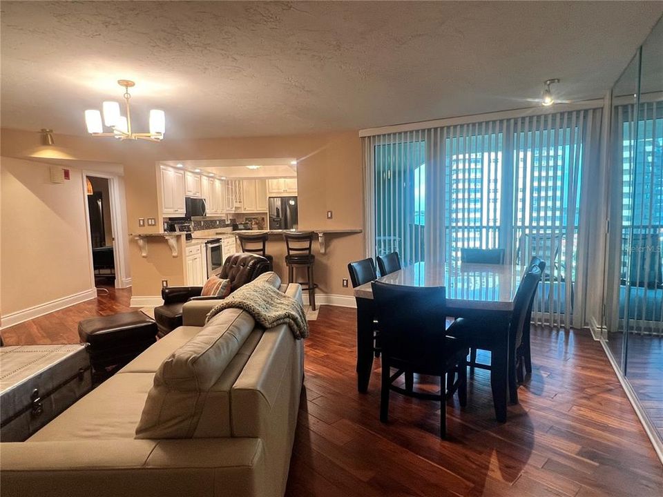 For Rent: $4,750 (3 beds, 3 baths, 1970 Square Feet)