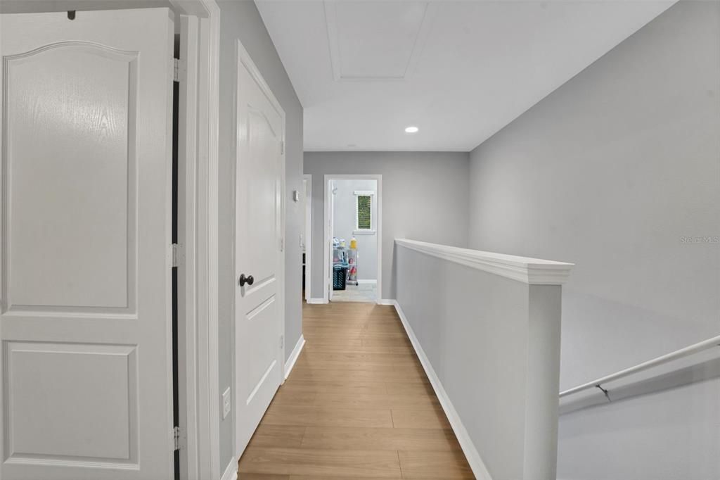 For Sale: $324,900 (3 beds, 2 baths, 1653 Square Feet)