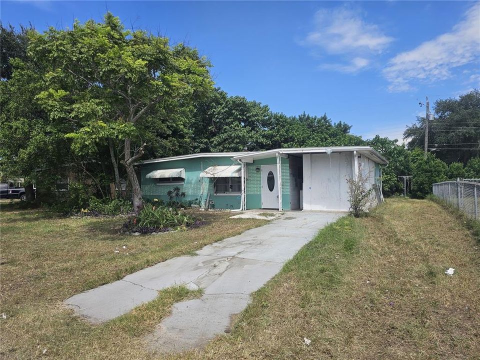 En Venta: $149,900 (2 camas, 1 baños, 870 Pies cuadrados)