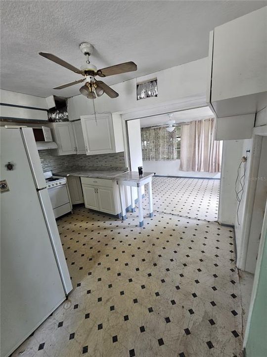 En Venta: $149,900 (2 camas, 1 baños, 870 Pies cuadrados)