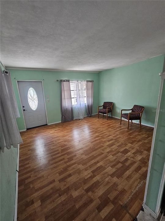En Venta: $149,900 (2 camas, 1 baños, 870 Pies cuadrados)