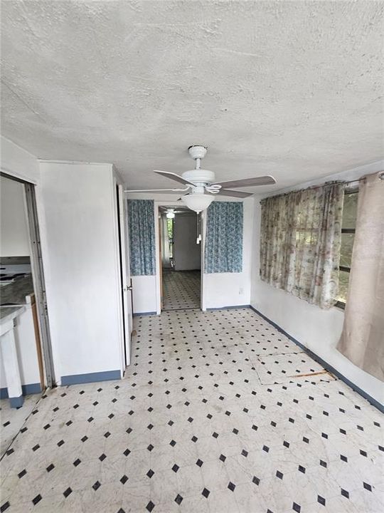 En Venta: $149,900 (2 camas, 1 baños, 870 Pies cuadrados)