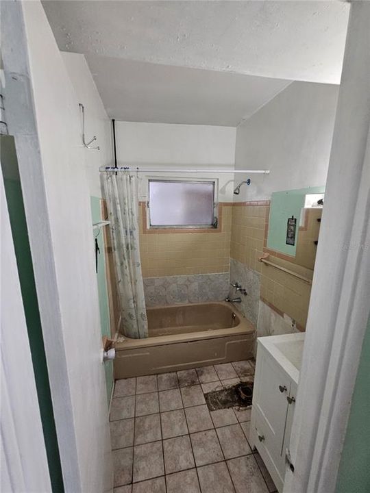 En Venta: $149,900 (2 camas, 1 baños, 870 Pies cuadrados)