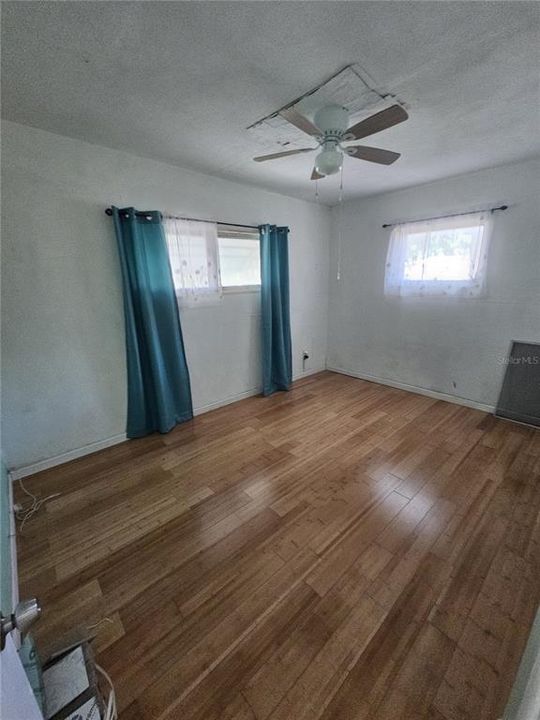 En Venta: $149,900 (2 camas, 1 baños, 870 Pies cuadrados)