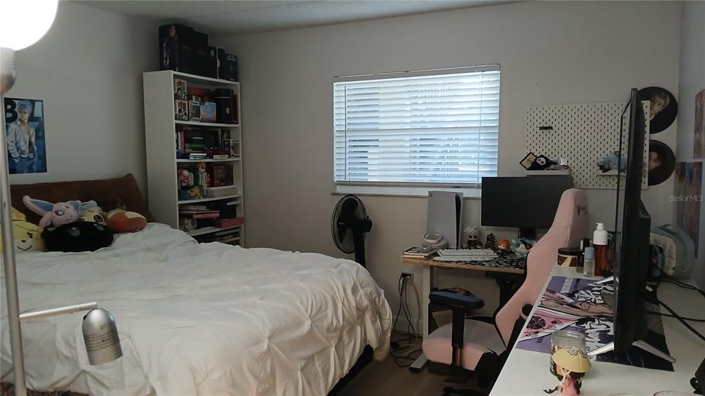 For Sale: $189,900 (2 beds, 2 baths, 1190 Square Feet)