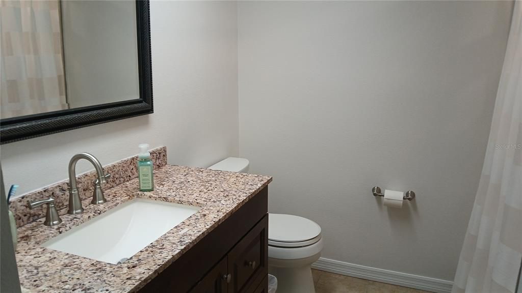 For Sale: $189,900 (2 beds, 2 baths, 1190 Square Feet)