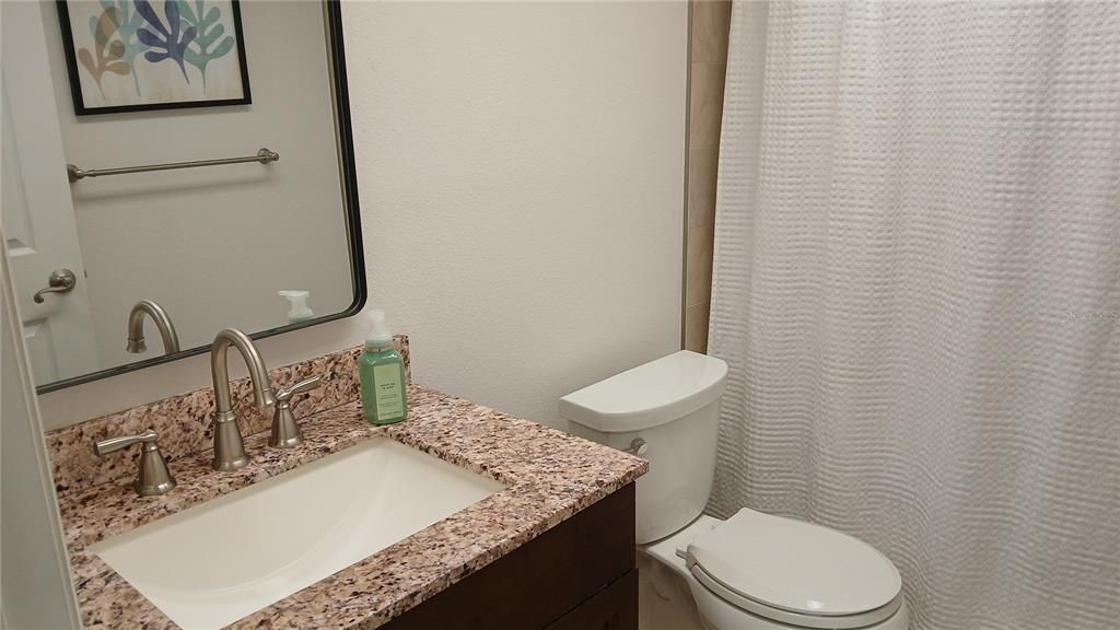 For Sale: $189,900 (2 beds, 2 baths, 1190 Square Feet)