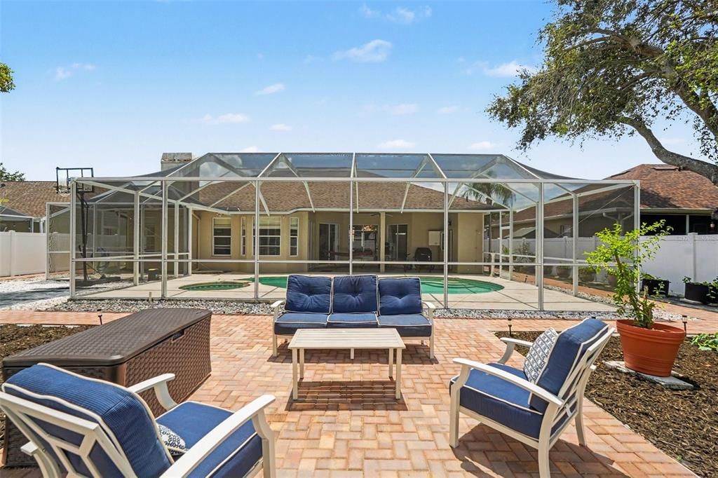 For Sale: $519,900 (4 beds, 2 baths, 2244 Square Feet)