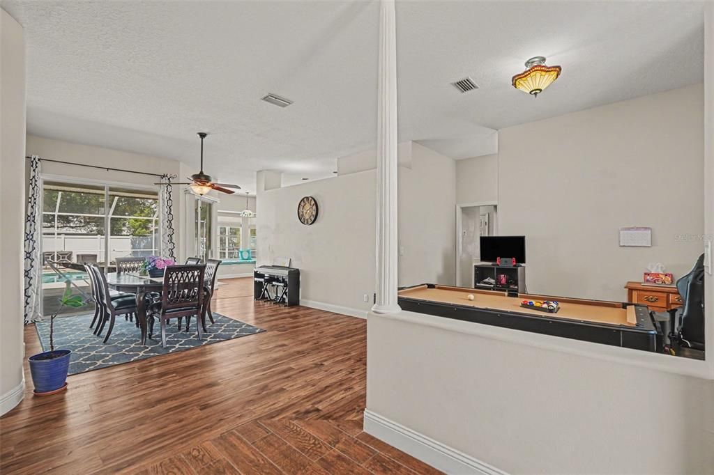For Sale: $519,900 (4 beds, 2 baths, 2244 Square Feet)