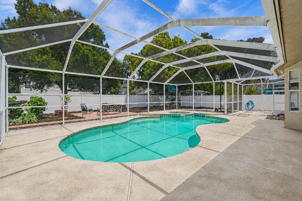 For Sale: $519,900 (4 beds, 2 baths, 2244 Square Feet)