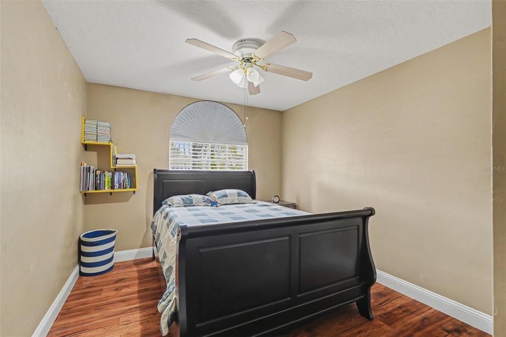 For Sale: $519,900 (4 beds, 2 baths, 2244 Square Feet)