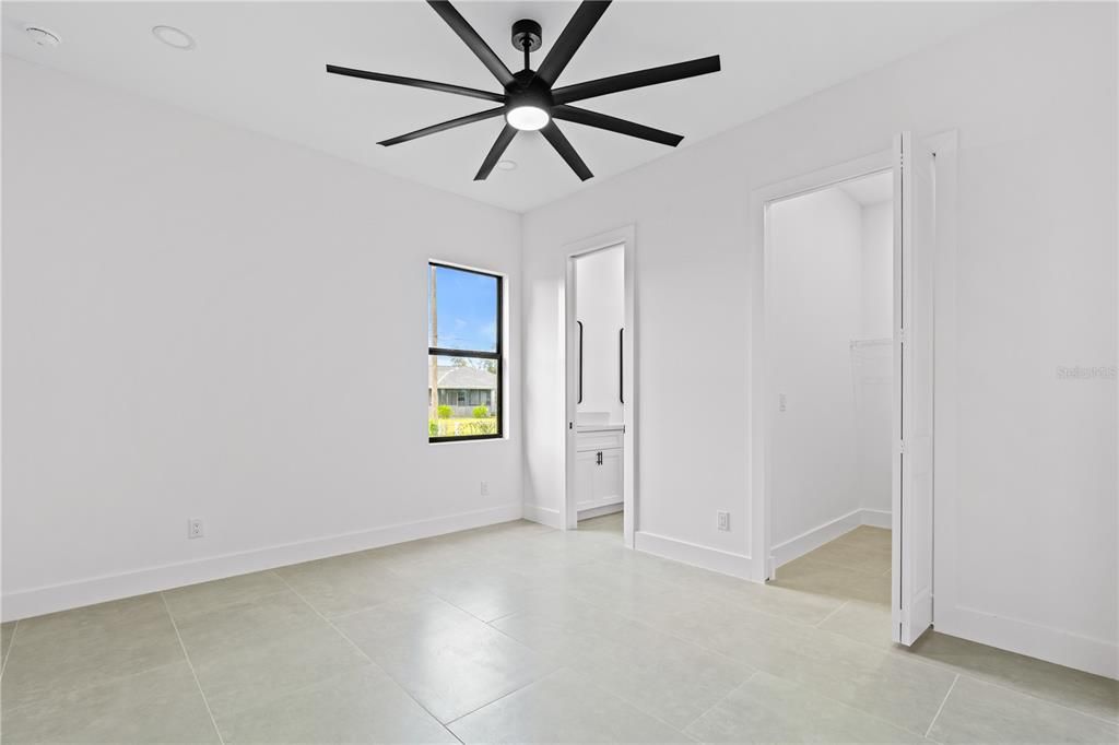 For Sale: $319,000 (3 beds, 2 baths, 1452 Square Feet)