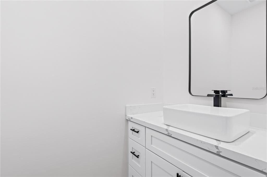 For Sale: $319,000 (3 beds, 2 baths, 1452 Square Feet)
