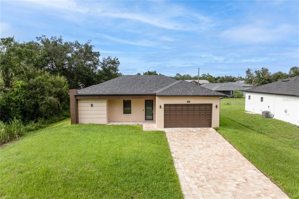 For Sale: $319,000 (3 beds, 2 baths, 1452 Square Feet)