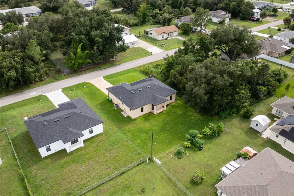 For Sale: $319,000 (3 beds, 2 baths, 1452 Square Feet)