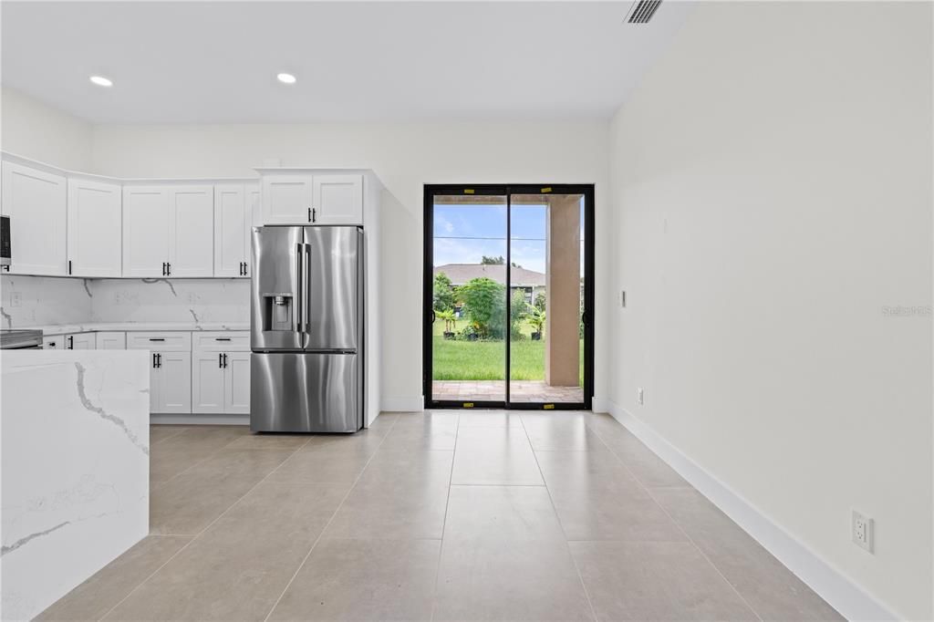 For Sale: $319,000 (3 beds, 2 baths, 1452 Square Feet)