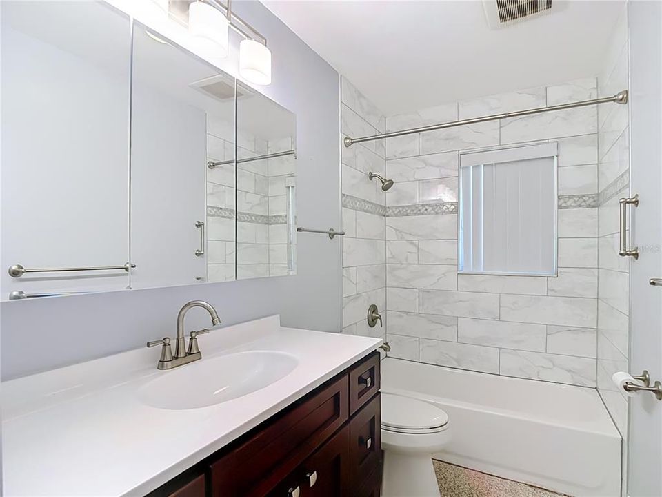 В аренду: $3,795 (3 спален, 2 ванн, 1440 Квадратных фут)