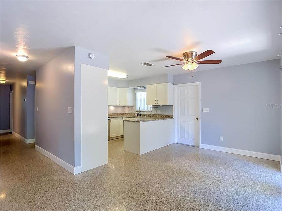 В аренду: $3,795 (3 спален, 2 ванн, 1440 Квадратных фут)