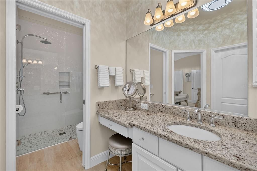 На продажу: $464,900 (3 спален, 2 ванн, 1896 Квадратных фут)