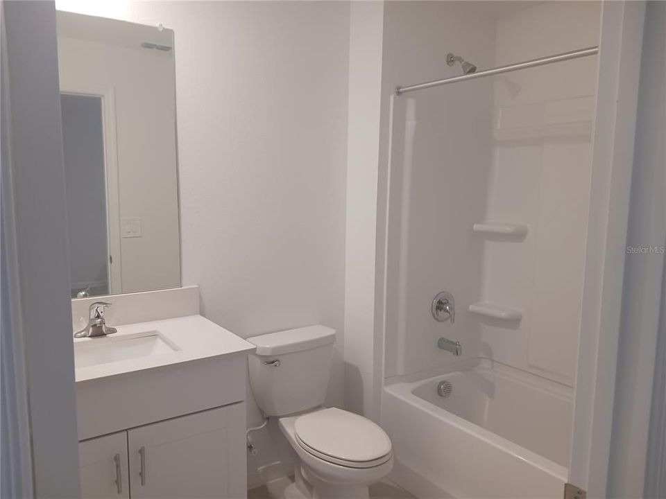 В аренду: $2,100 (3 спален, 2 ванн, 1666 Квадратных фут)