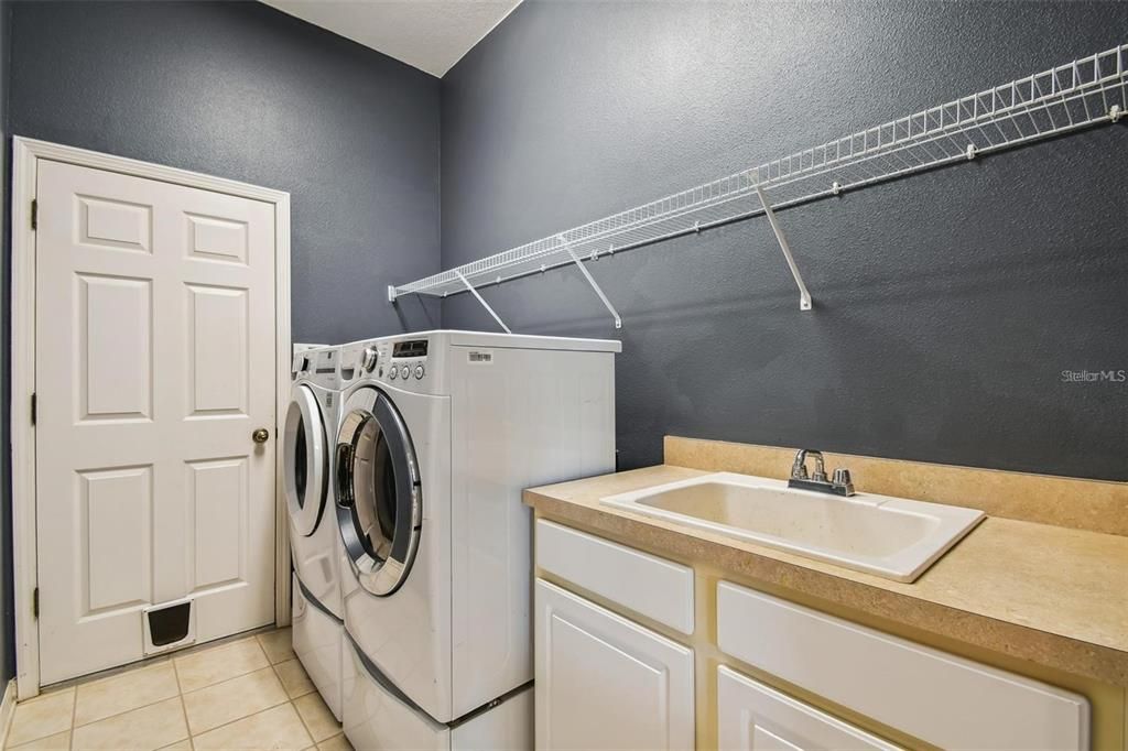 В аренду: $4,400 (4 спален, 3 ванн, 3182 Квадратных фут)