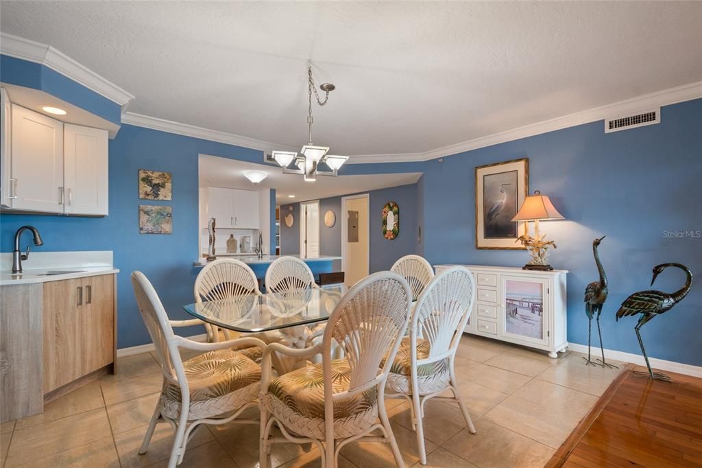 В аренду: $3,750 (2 спален, 2 ванн, 1590 Квадратных фут)
