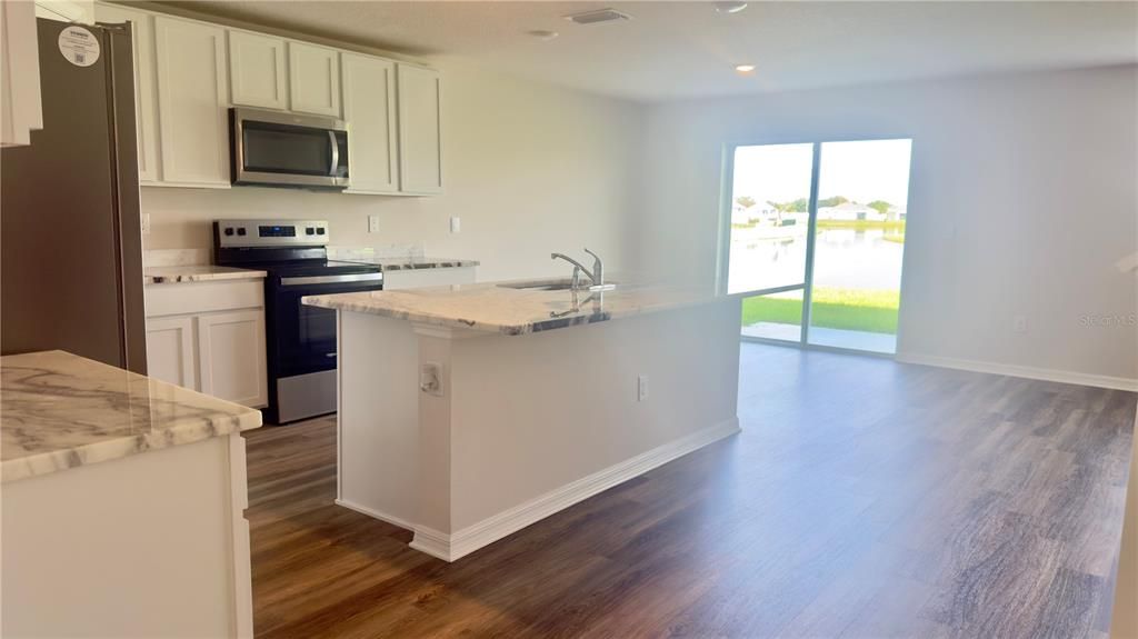 For Rent: $2,850 (5 beds, 3 baths, 2613 Square Feet)
