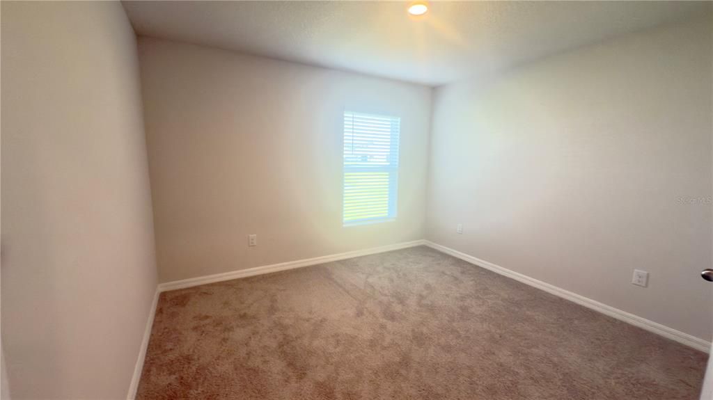 For Rent: $2,850 (5 beds, 3 baths, 2613 Square Feet)