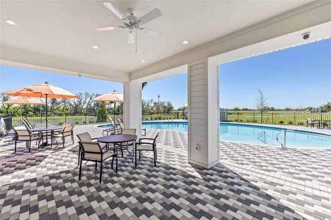 For Rent: $2,850 (5 beds, 3 baths, 2613 Square Feet)