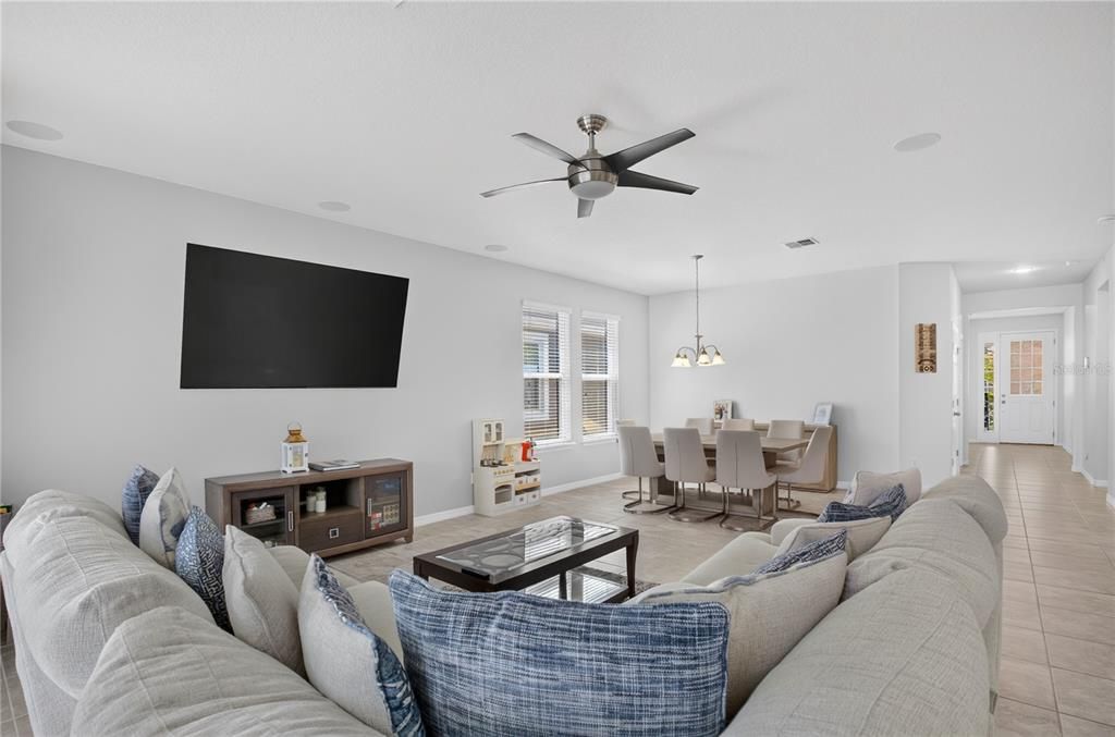 For Sale: $599,000 (4 beds, 2 baths, 2170 Square Feet)