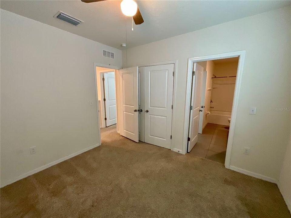 For Sale: $284,900 (3 beds, 2 baths, 1758 Square Feet)