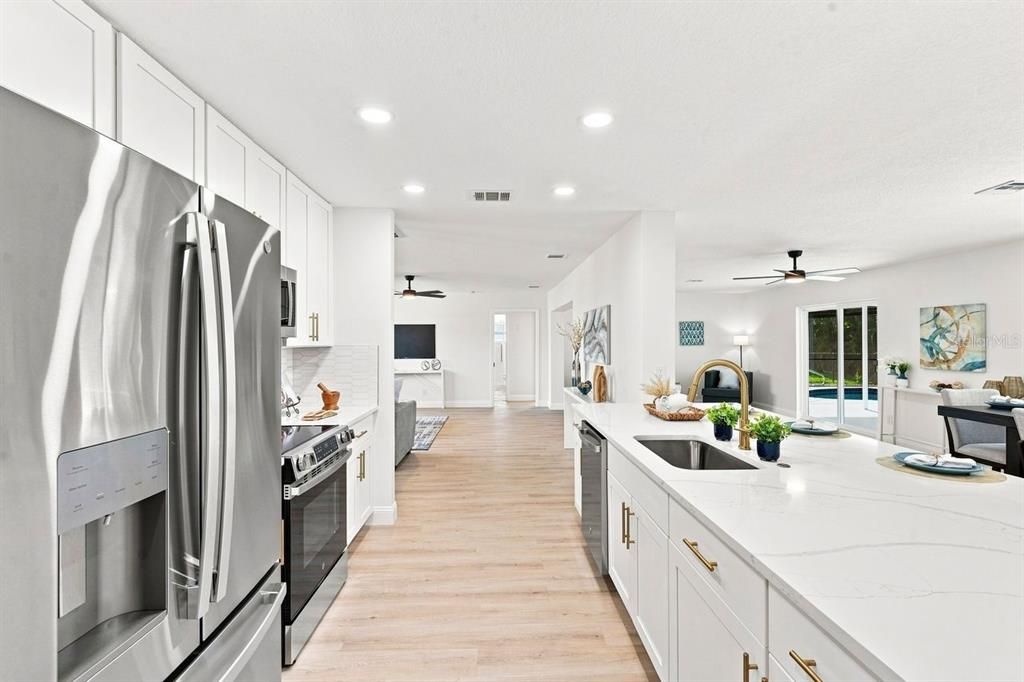 For Sale: $625,000 (3 beds, 2 baths, 2384 Square Feet)