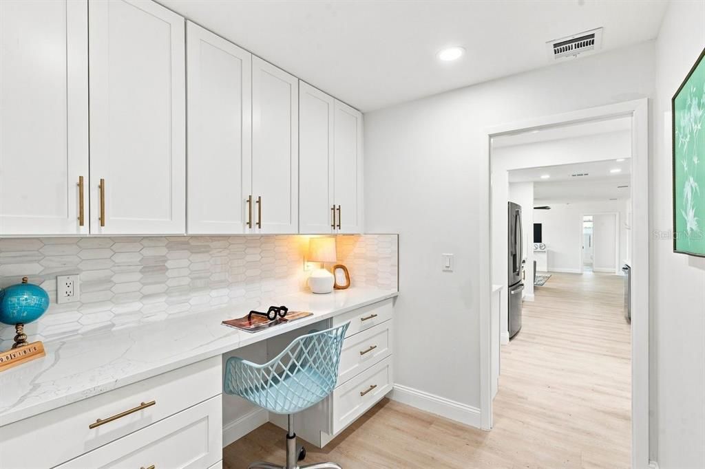 For Sale: $625,000 (3 beds, 2 baths, 2384 Square Feet)