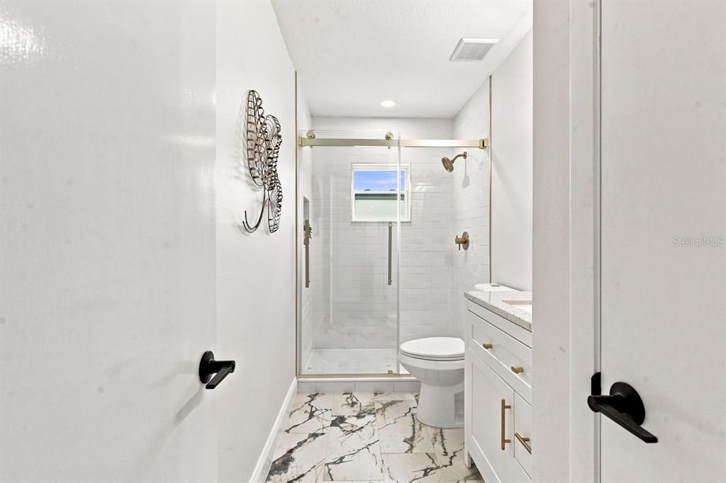 For Sale: $625,000 (3 beds, 2 baths, 2384 Square Feet)