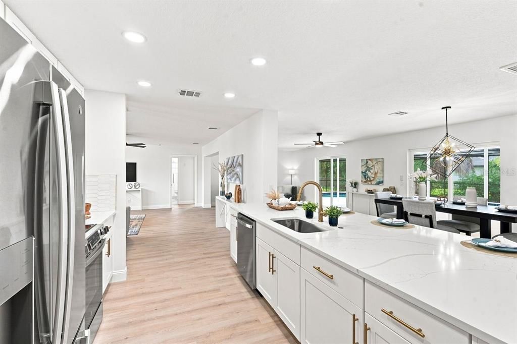 For Sale: $625,000 (3 beds, 2 baths, 2384 Square Feet)